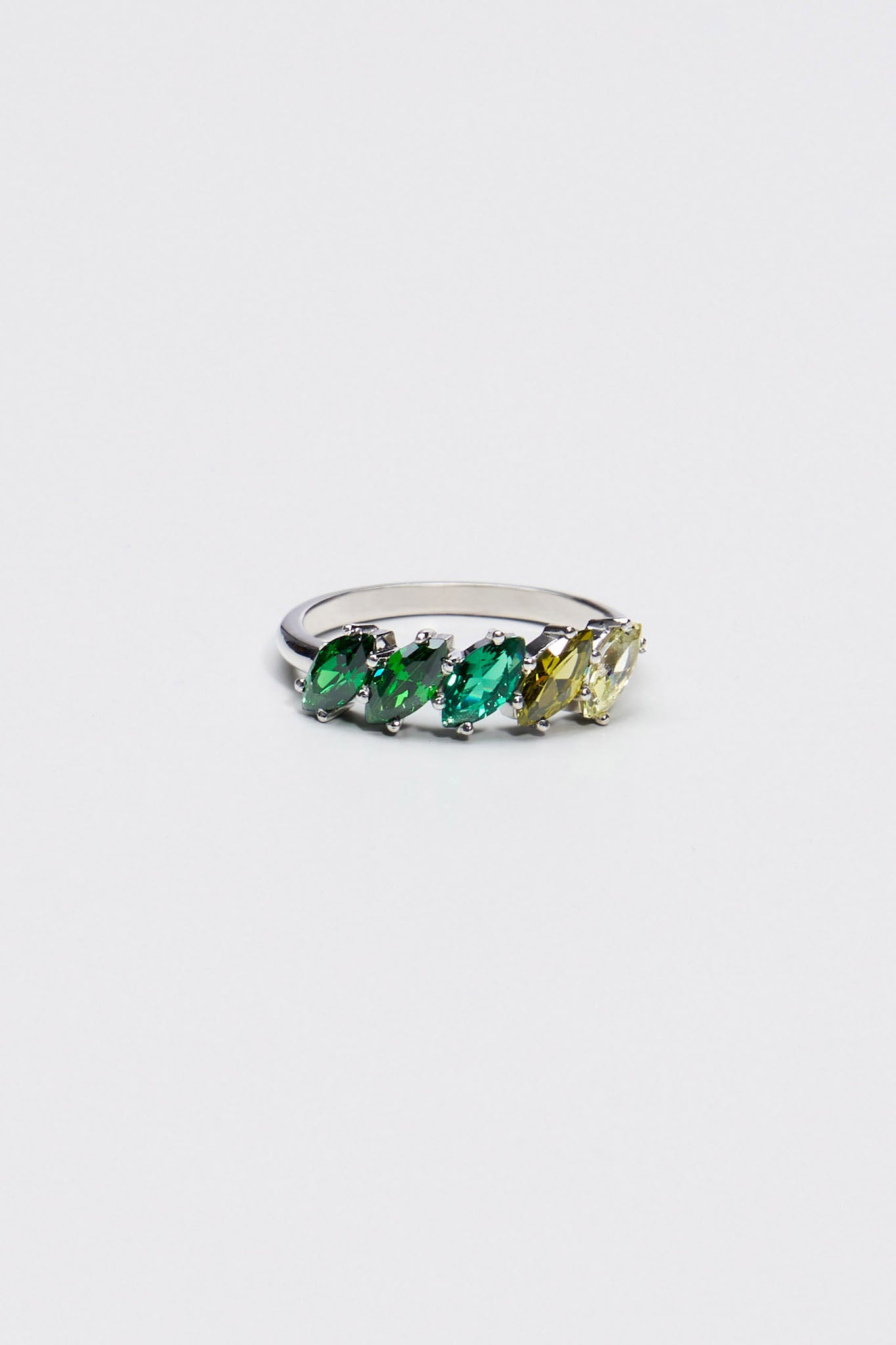 Marquis ombre ring in green