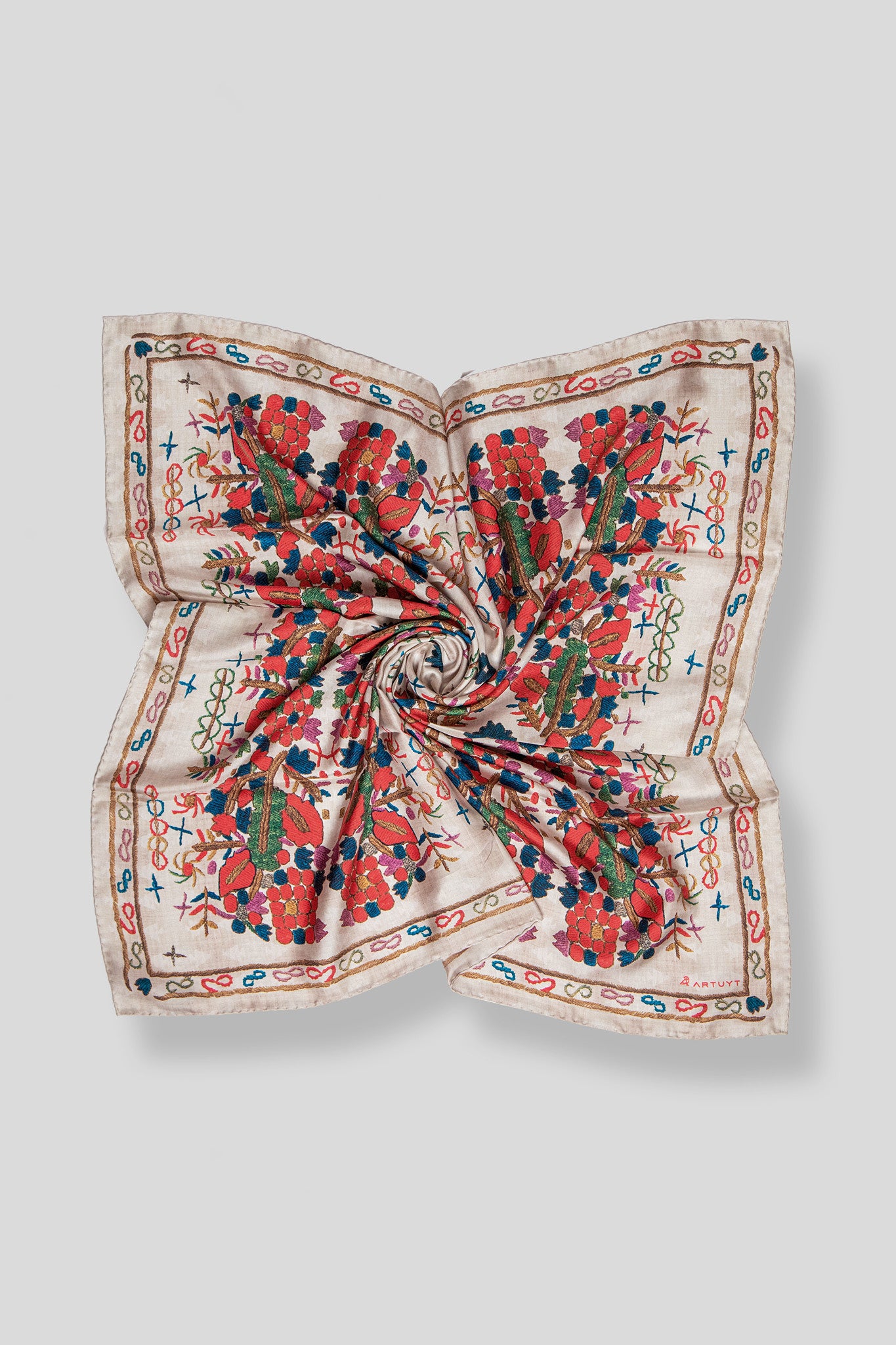 Silk scarf in Noemi heritage print
