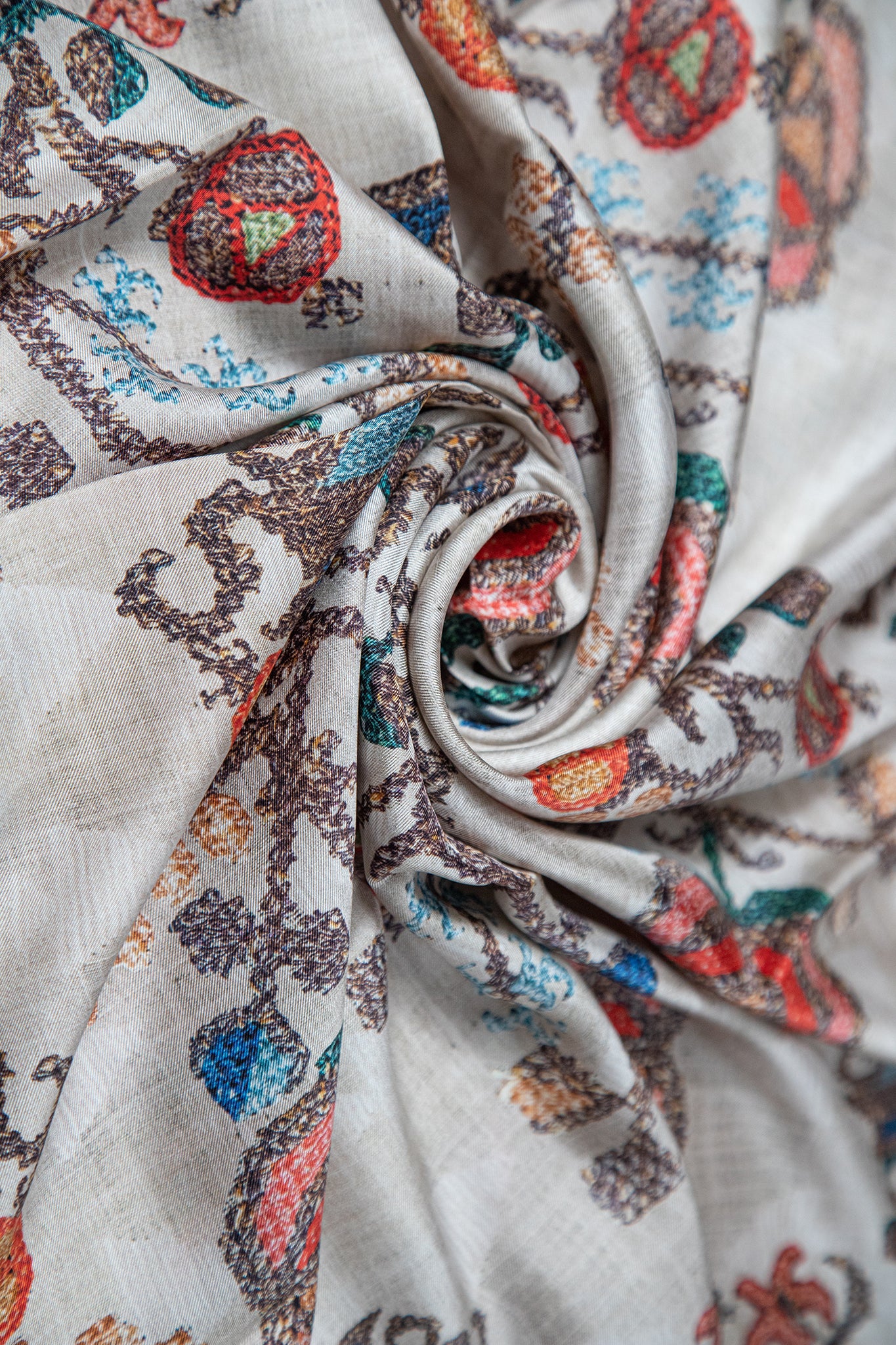 Silk scarf in Agapi heritage floral print