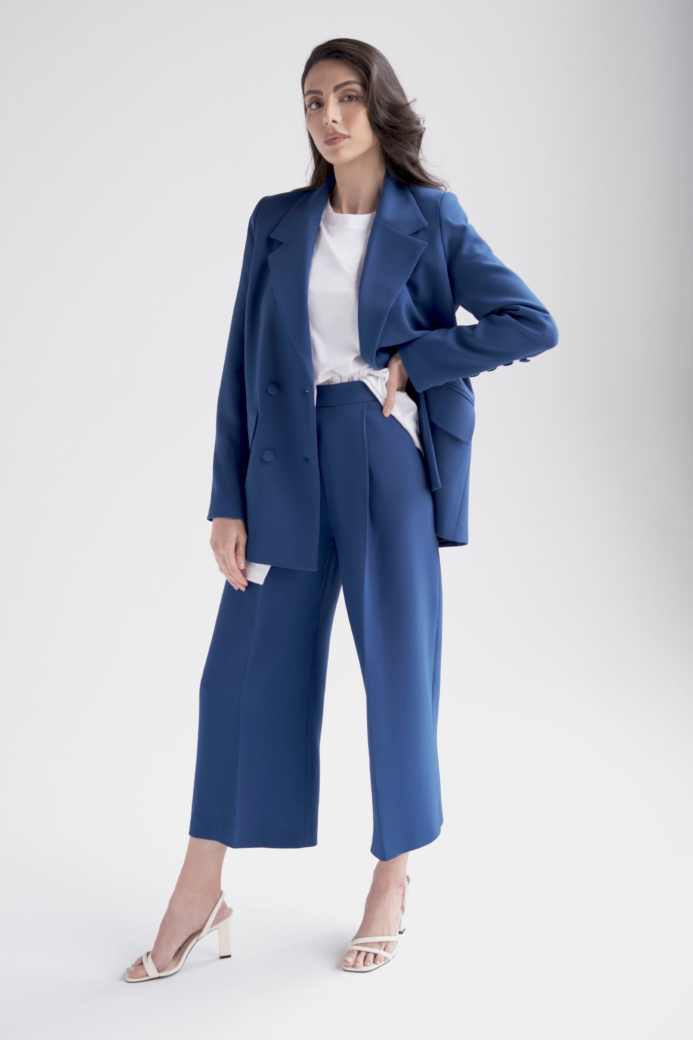 High waist wide leg cropped trousers in blue