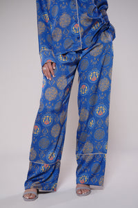 Satin wide leg pants in royal blue heritage print