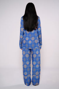 Satin long sleeve button down blouse in royal blue heritage print