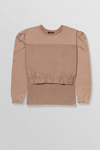 Contrast sweater with cacoon sleeves and asymmetric hem in tan